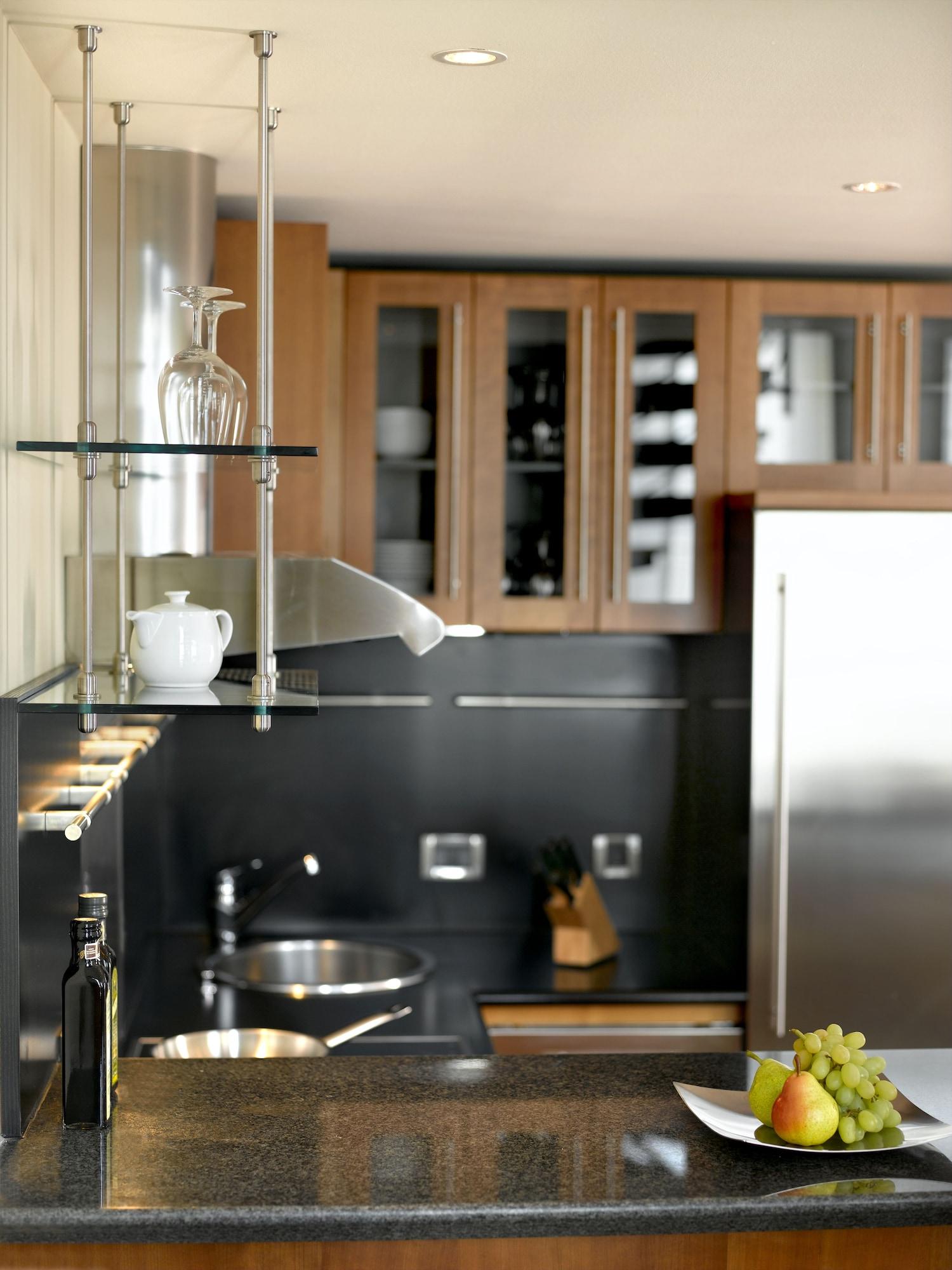 Conrad Hamburg Hotel Kültér fotó A kitchen