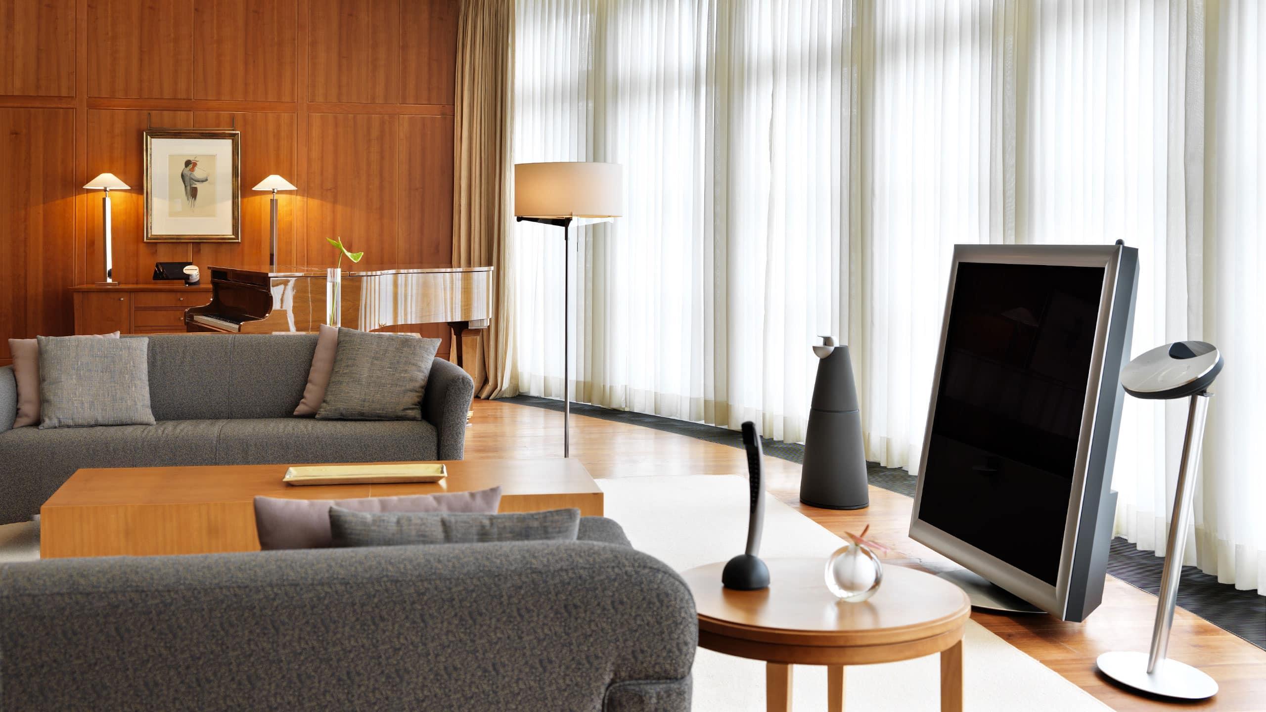 Conrad Hamburg Hotel Kültér fotó The BeoLab 2000